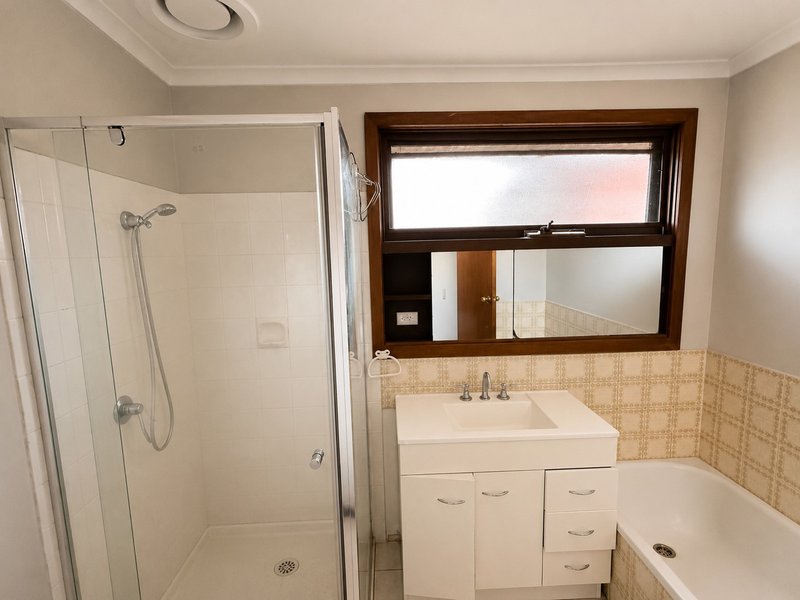 Photo - 2 Eldorado Court, Noble Park VIC 3174 - Image 5
