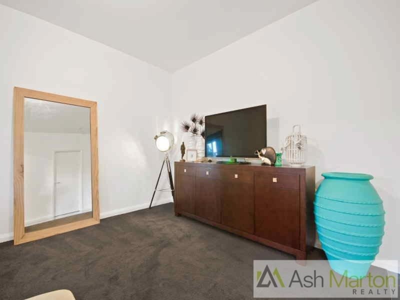 Photo - 2 Elemes Court, Langwarrin VIC 3910 - Image 8