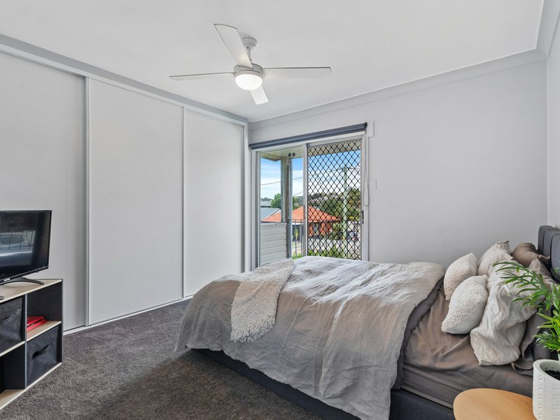 Photo - 2 Elidge Crescent, Belmont North NSW 2280 - Image 7