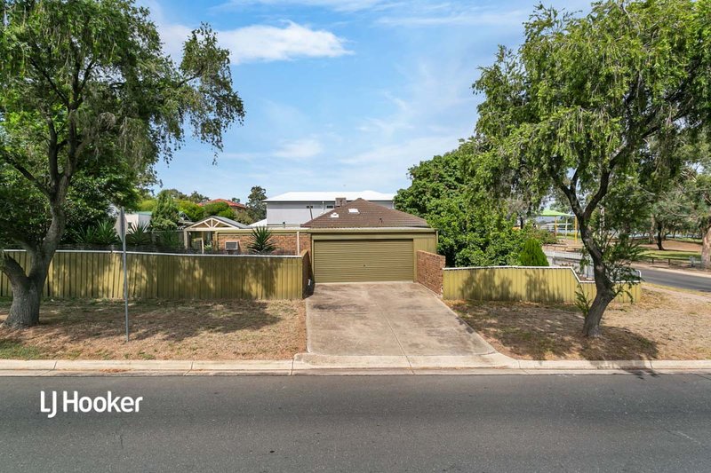 Photo - 2 Elizabeth Crescent, Valley View SA 5093 - Image 3