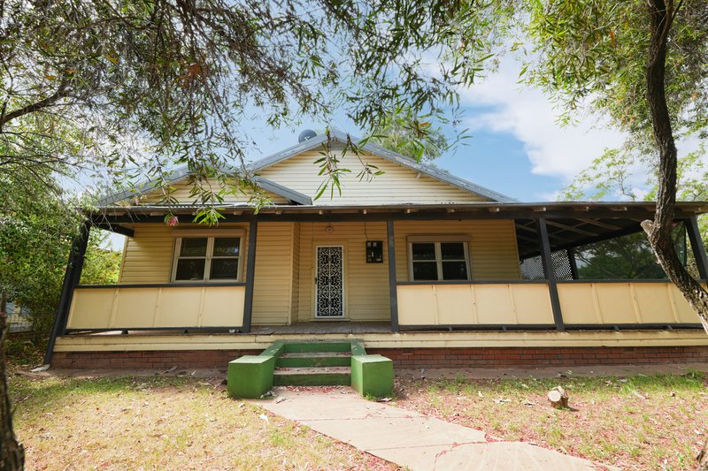 2 Elizabeth Street, Parkes NSW 2870