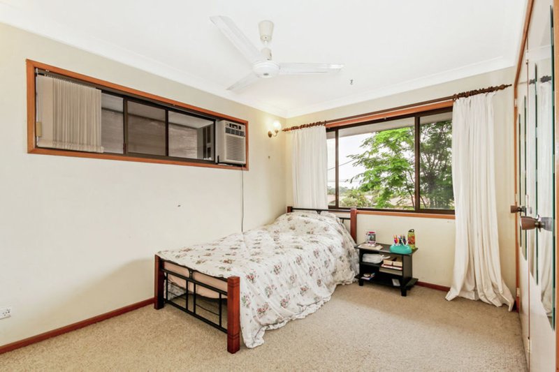 Photo - 2 Elm Drive, Murrumba Downs QLD 4503 - Image 11