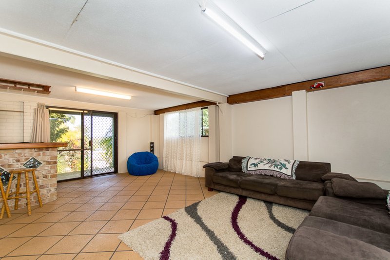 Photo - 2 Elsergundo Street, Bracken Ridge QLD 4017 - Image 13