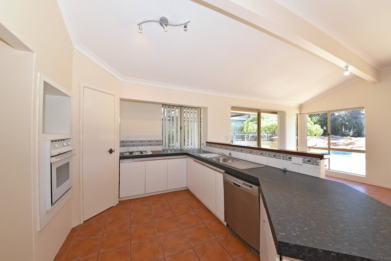 Photo - 2 Elvina Rise, Clarkson WA 6030 - Image 13