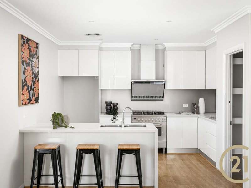 Photo - 2 Emperor Avenue, The Ponds NSW 2769 - Image 3