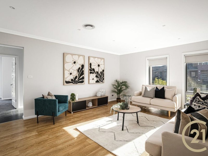 Photo - 2 Emperor Avenue, The Ponds NSW 2769 - Image 5