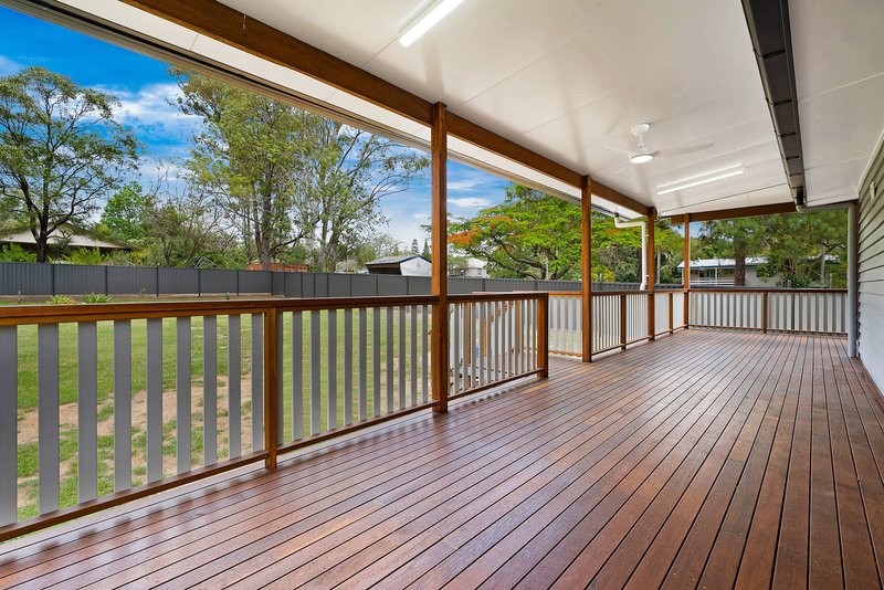 Photo - 2 English Street, Elimbah QLD 4516 - Image 4