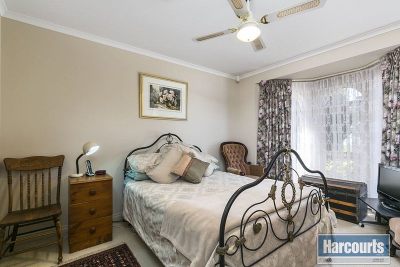 Photo - 2 Erebus Glen, Hallett Cove SA 5158 - Image 5