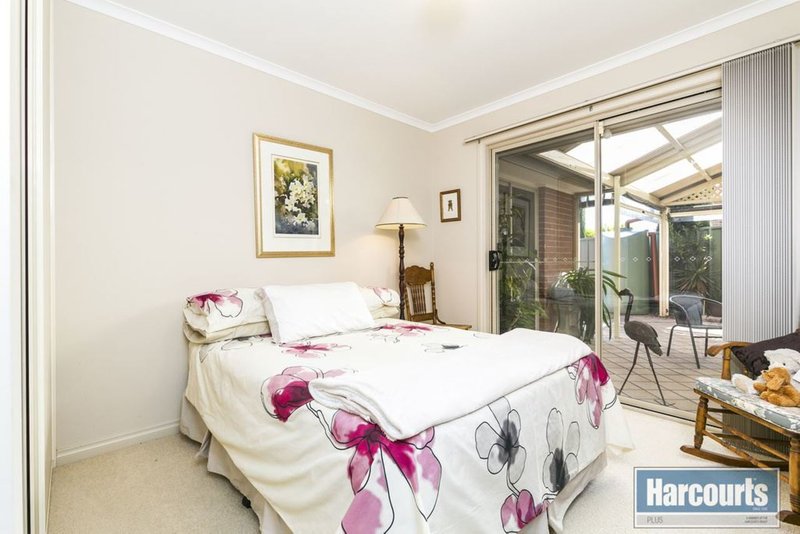 Photo - 2 Erebus Glen, Hallett Cove SA 5158 - Image 7