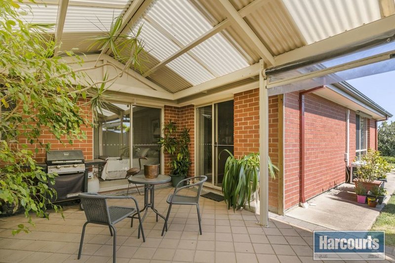 Photo - 2 Erebus Glen, Hallett Cove SA 5158 - Image 8