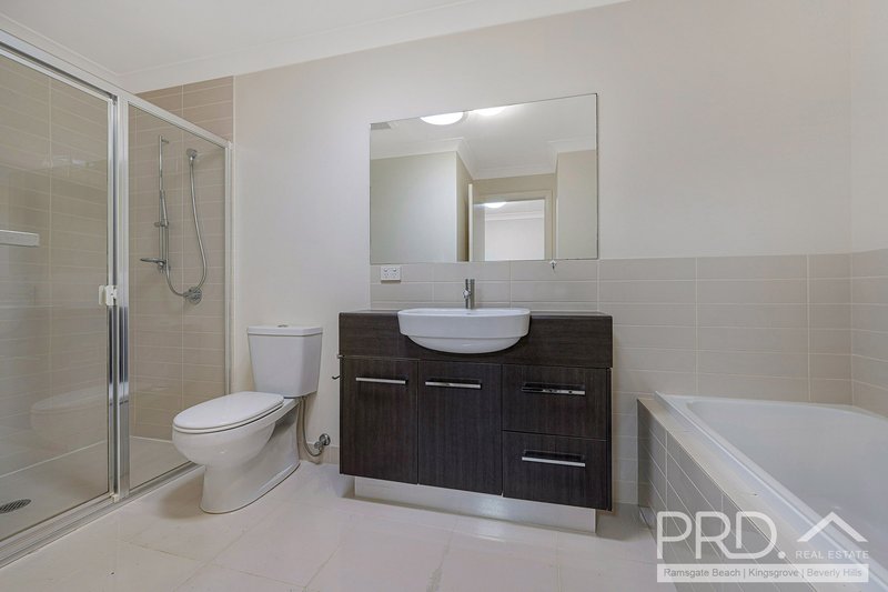 Photo - 2 Esme Lane Parade, Narwee NSW 2209 - Image 7