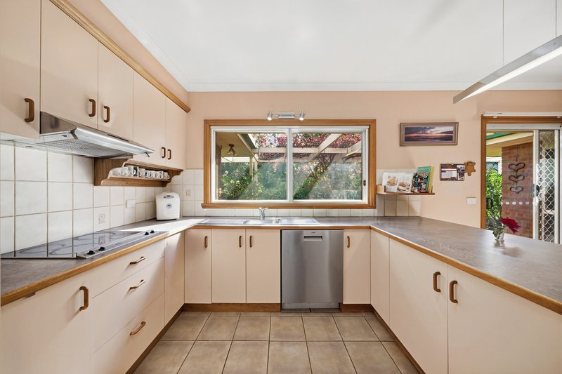 Photo - 2 Evelyn Court, Toolamba VIC 3614 - Image 5