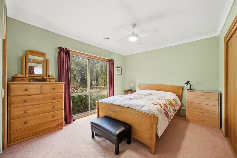 Photo - 2 Evelyn Court, Toolamba VIC 3614 - Image 6