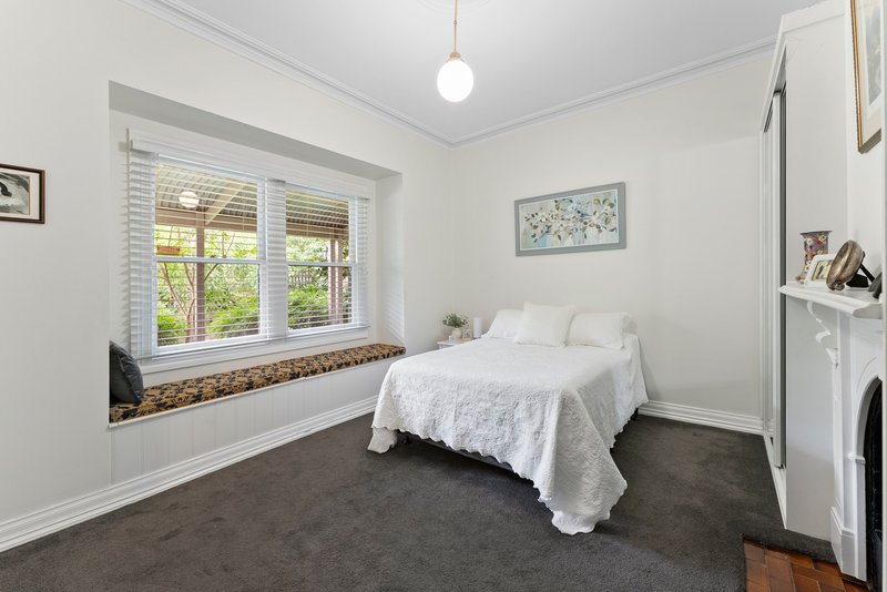 Photo - 2 Evelyn Road, Ringwood North VIC 3134 - Image 9