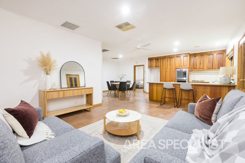 Photo - 2 Explorer Drive, Mildura VIC 3500 - Image 3