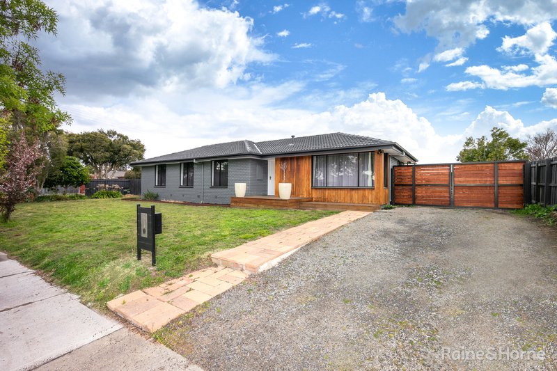 2 Eyre Street, Sunbury VIC 3429