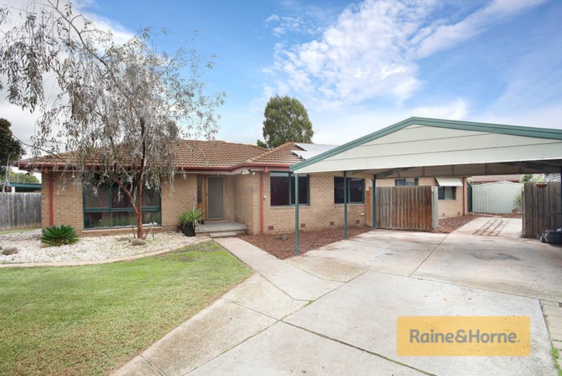 2 Fairbank Place, Melton West VIC 3337