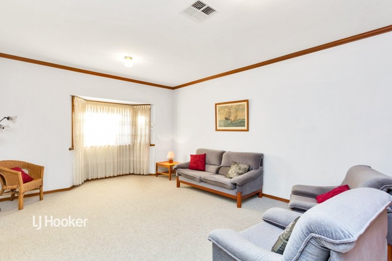 Photo - 2 Farringdon Street, Largs North SA 5016 - Image 2