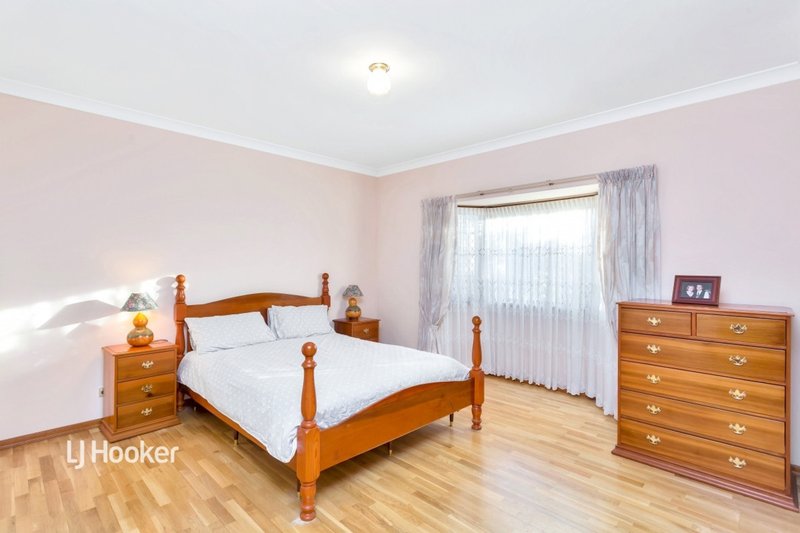 Photo - 2 Farringdon Street, Largs North SA 5016 - Image 9