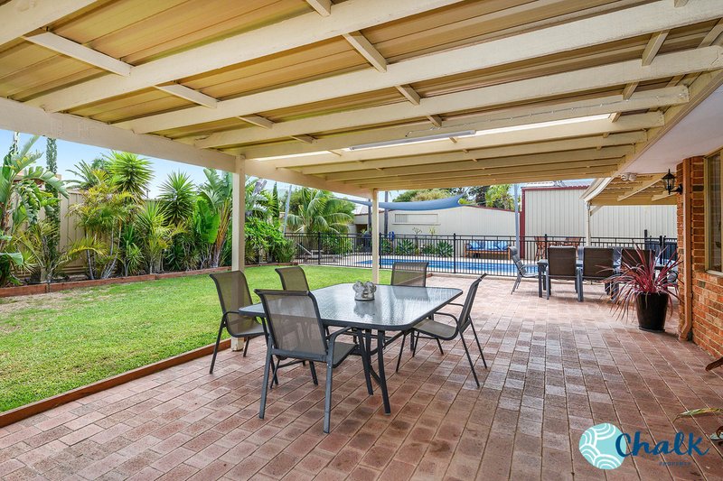 Photo - 2 Farrington Street, Warnbro WA 6169 - Image 17