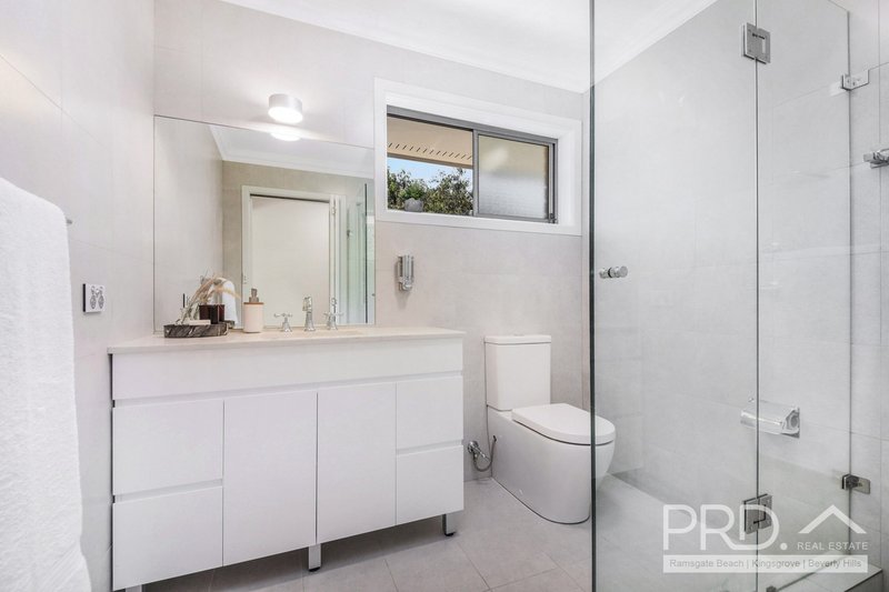 Photo - 2 Fenwick Avenue, Roselands NSW 2196 - Image 13