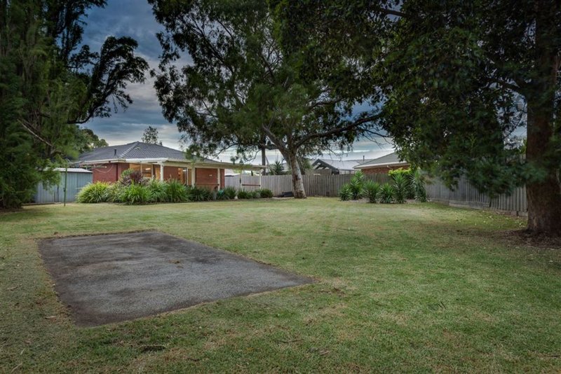 Photo - 2 Ferntree Court, Ferntree Gully VIC 3156 - Image 8