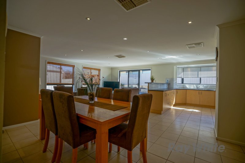 Photo - 2 Finlay Court, Moonta Bay SA 5558 - Image 4