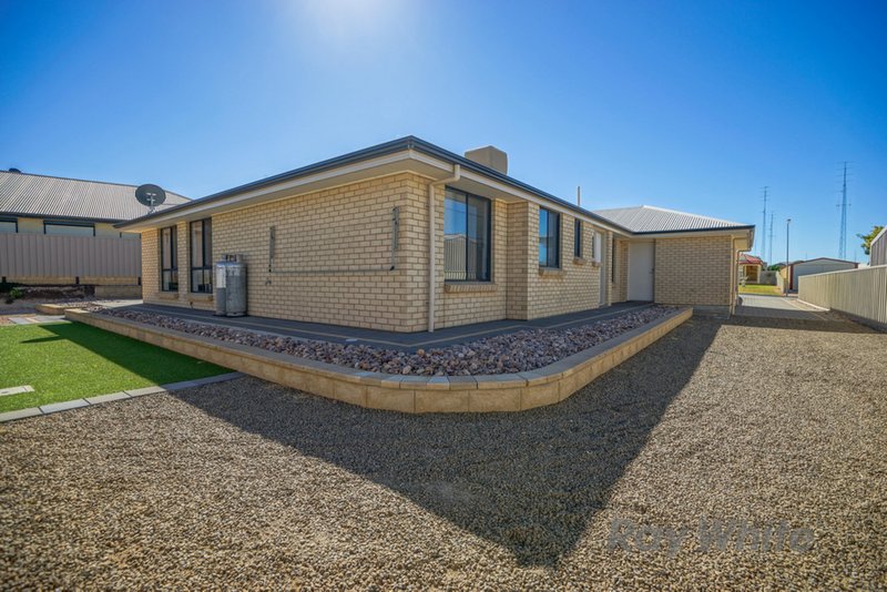 Photo - 2 Finlay Court, Moonta Bay SA 5558 - Image 14