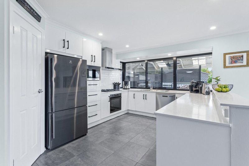 Photo - 2 Flame Tree Court, Greenwith SA 5125 - Image 7