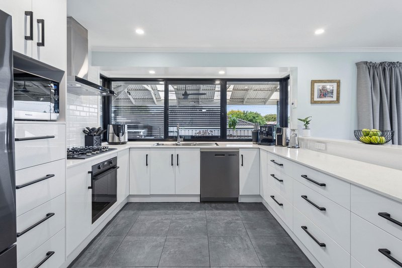 Photo - 2 Flame Tree Court, Greenwith SA 5125 - Image 9