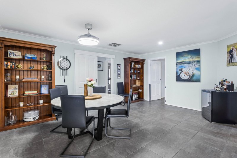 Photo - 2 Flame Tree Court, Greenwith SA 5125 - Image 11