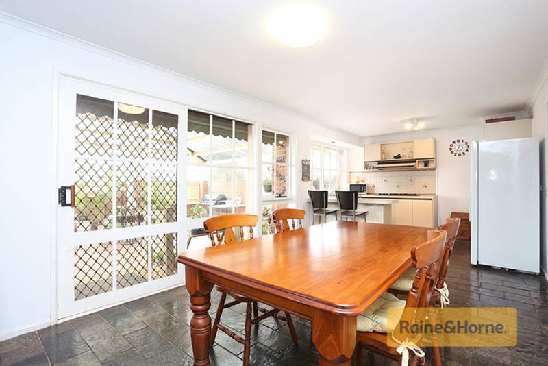 Photo - 2 Flinders Road, Melton South VIC 3338 - Image 6