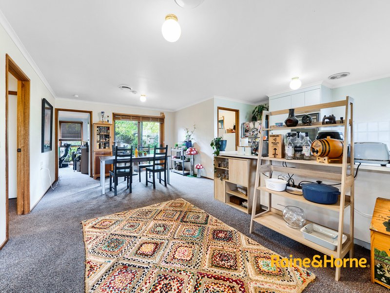 Photo - 2 Florence Avenue, Berwick VIC 3806 - Image 14