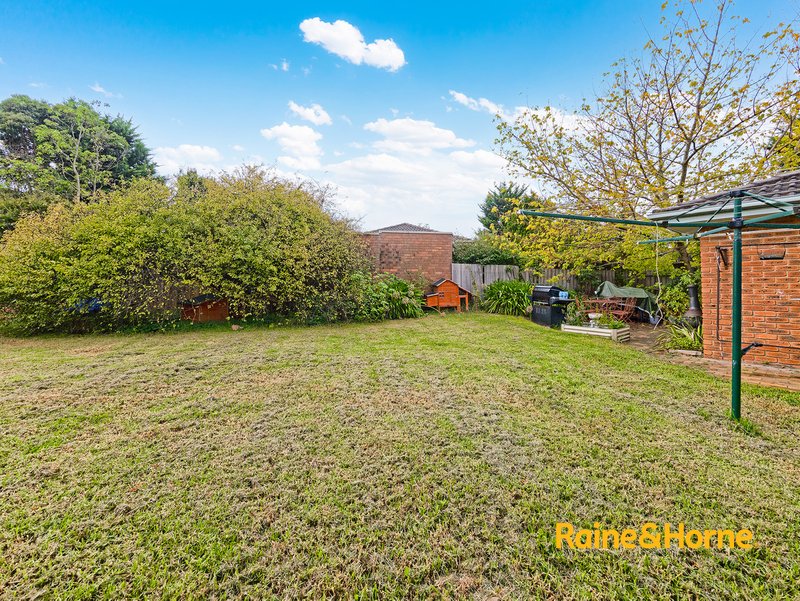 Photo - 2 Florence Avenue, Berwick VIC 3806 - Image 20