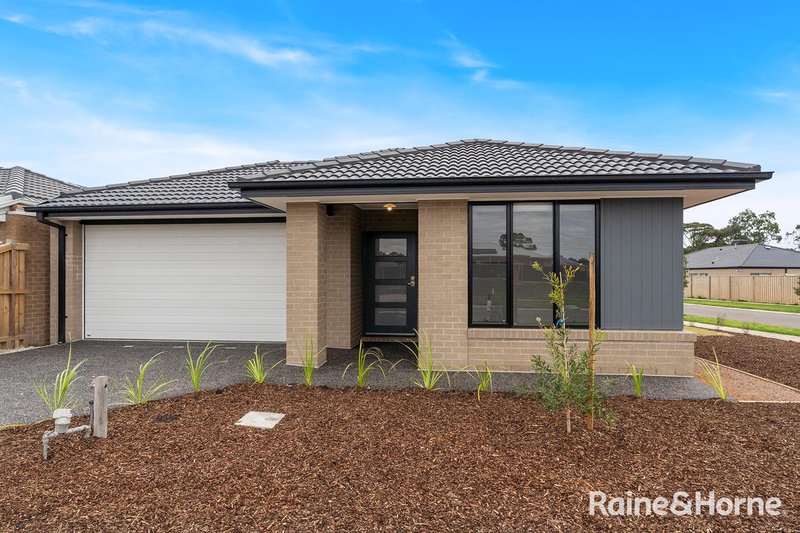 Photo - 2 Foal Way, Kilmore VIC 3764 - Image 1