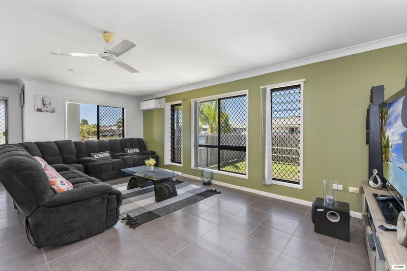 Photo - 2 Fontwell Court, Mount Low QLD 4818 - Image 4