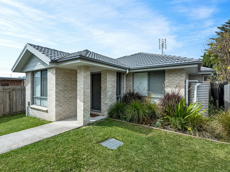 2 Ford Avenue, Mount Hutton NSW 2290