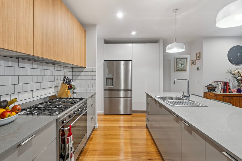 Photo - 2 Forest Edge Drive, Cornubia QLD 4130 - Image 9