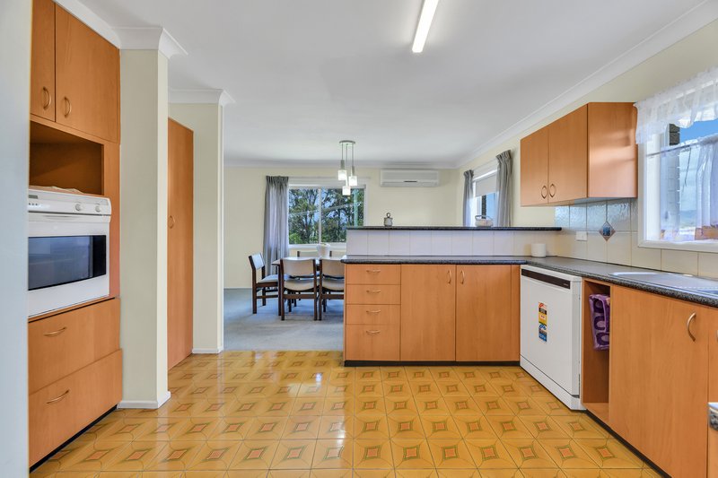 Photo - 2 Forrest Avenue, Molendinar QLD 4214 - Image 10