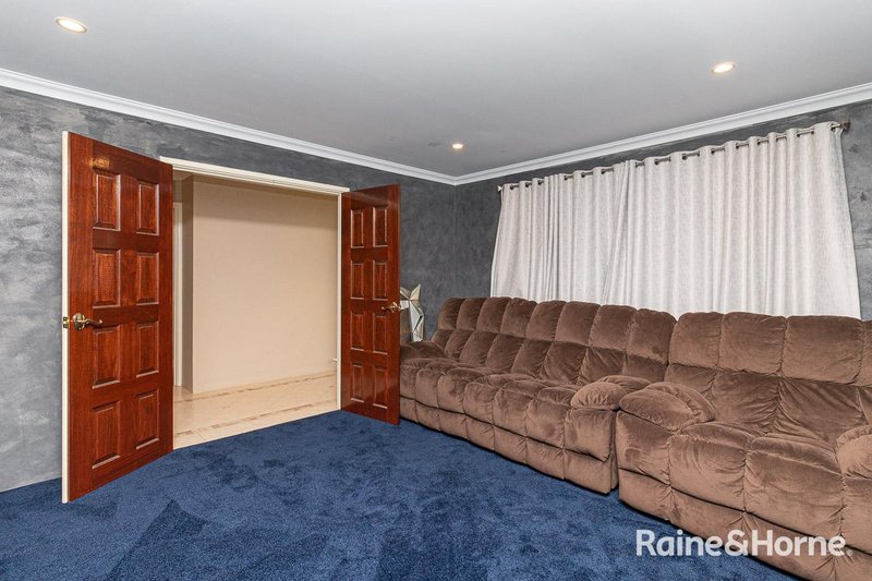 Photo - 2 Fortesse Place, Australind WA 6233 - Image 12