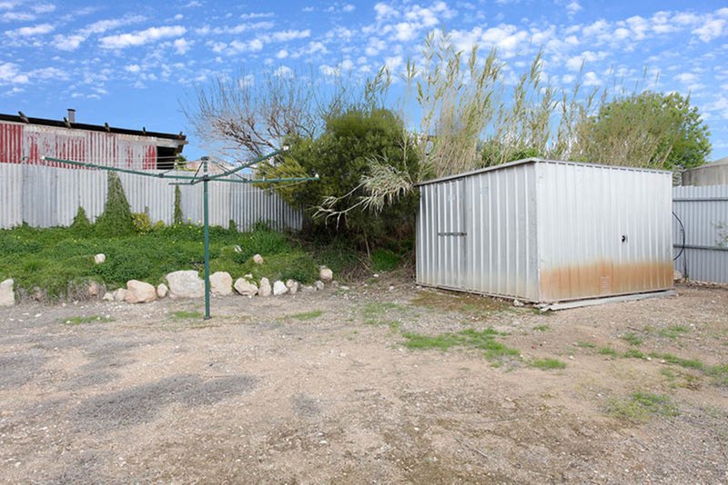 Photo - 2 Fourth Street, Ardrossan SA 5571 - Image 19