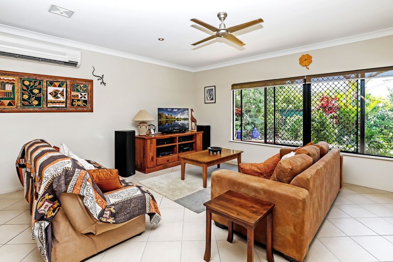 Photo - 2 Franklin Close, Clifton Beach QLD 4879 - Image 3