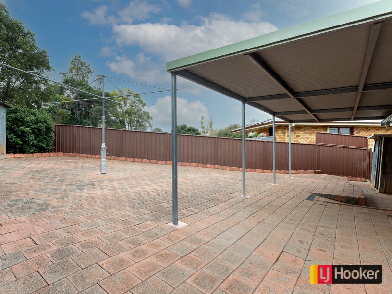 Photo - 2 Fraser Crescent, Tamworth NSW 2340 - Image 5