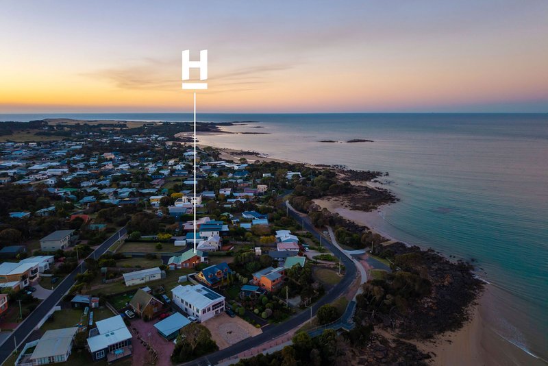 Photo - 2 Frederick Street, Hawley Beach TAS 7307 - Image 2
