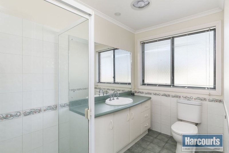 Photo - 2 Freebairn Drive, Hallett Cove SA 5158 - Image 15