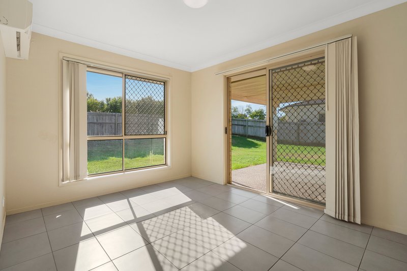 Photo - 2 Freshfield Street, Berrinba QLD 4117 - Image 14