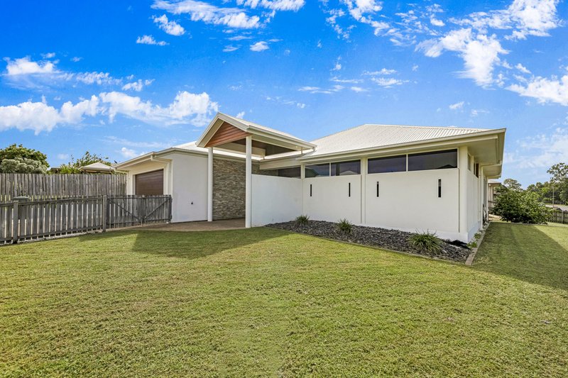 Photo - 2 Freshwater Drive, Branyan QLD 4670 - Image 19