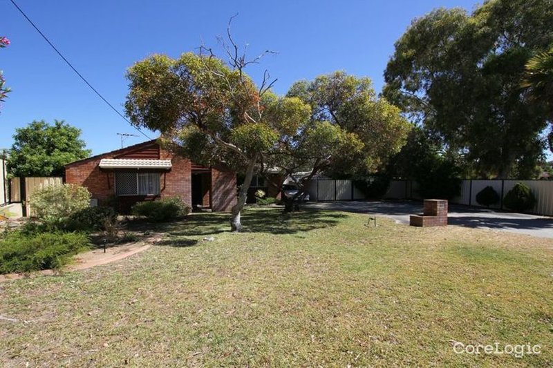 Photo - 2 Fruin Court, Warnbro WA 6169 - Image 2