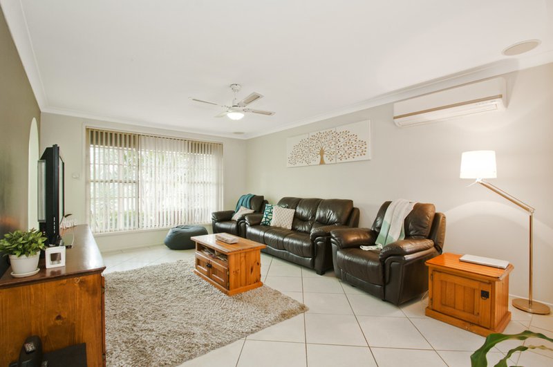 Photo - 2 Fryer Place, Albion Park NSW 2527 - Image 4