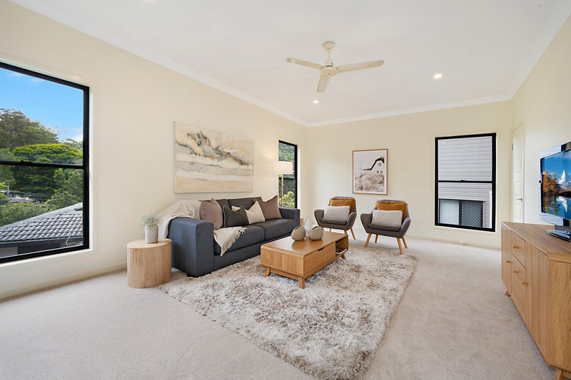 Photo - 2 Furlong Street, Indooroopilly QLD 4068 - Image 6